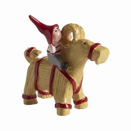 Lill-Nissen Tusse på halmbock H:7,5cm