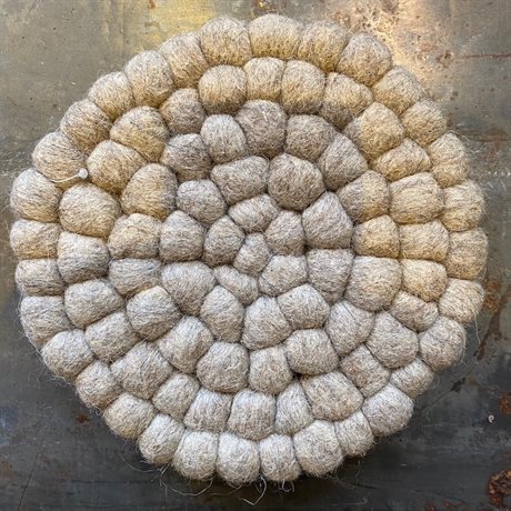 Grytunderlägg BRIAN i 100% återvunnen ull Natur Ø:20cm