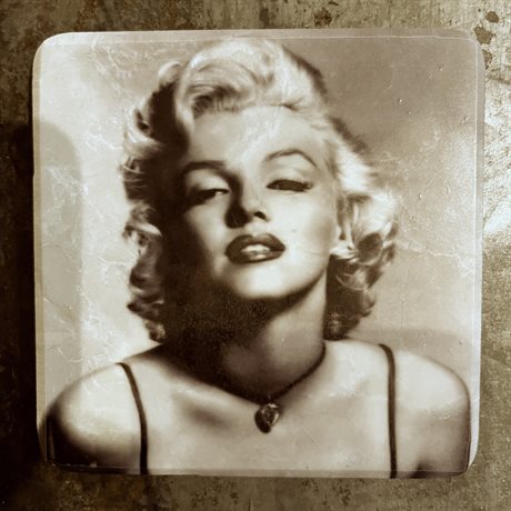 Glasunderlägg – Marilyn Monroe choker