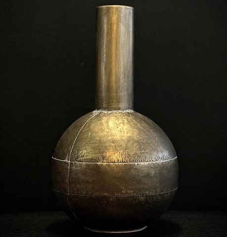 Vas HUDSON i metall antik guldfinish H:48,5cm
