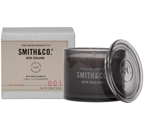 Smith & Co – Scented Candle Tabac & Cedarwood 50T