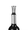 Hällpip för vin / Wine Pourer – stilren i metall & silikon 7,5cm