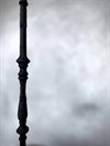 Ljusstake IRA i gjutjärn antiksvart H:58cm